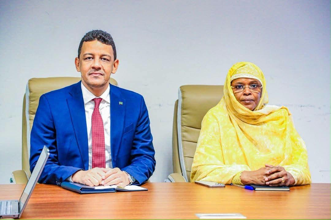 رقمنة قطاع العمل.. خدمات إلكترونية جديدة ومنصة مرتقبة لإدارة المسار المهني للموظفين
