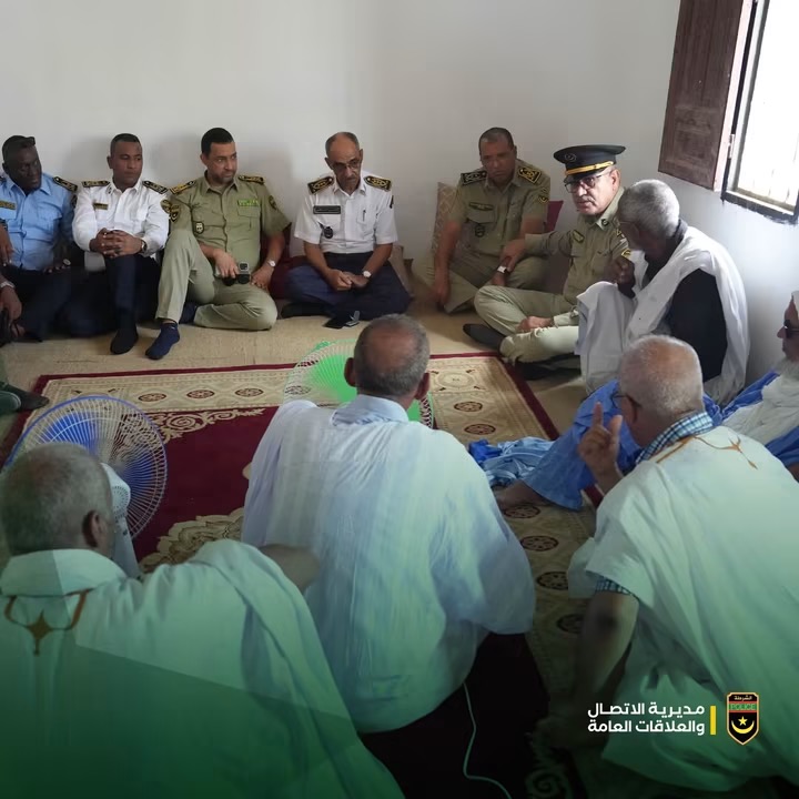 وفد من الشرطة يعزي أسرة المساعد عبد القادر سيدي الفاضل
