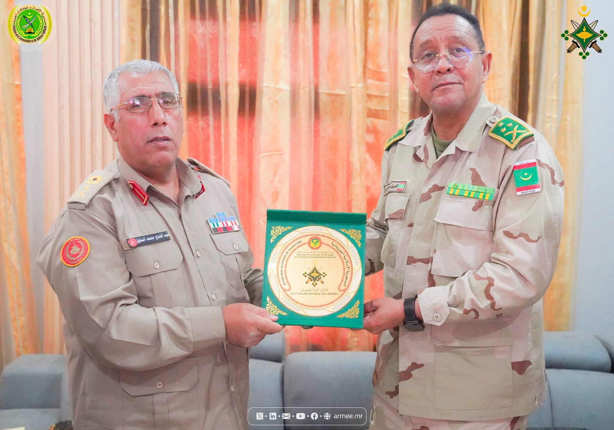 قائد اركان الجيوش يلتقي وفدا عسكريا ليبيا بقيادة الفريق البلوق،