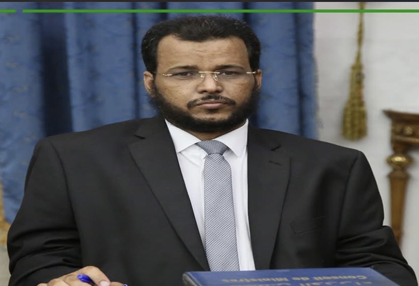 وزير الشؤون الإسلامية السابق يستغرب عدم رد ولد الددو - على االريسوني ويصف صمته بغير المقنع،