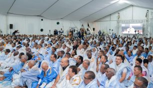 غزواني يجتمع باطر مدينة النعمة ويتبادل معهم وجهات النظر حول تنمية الولاية